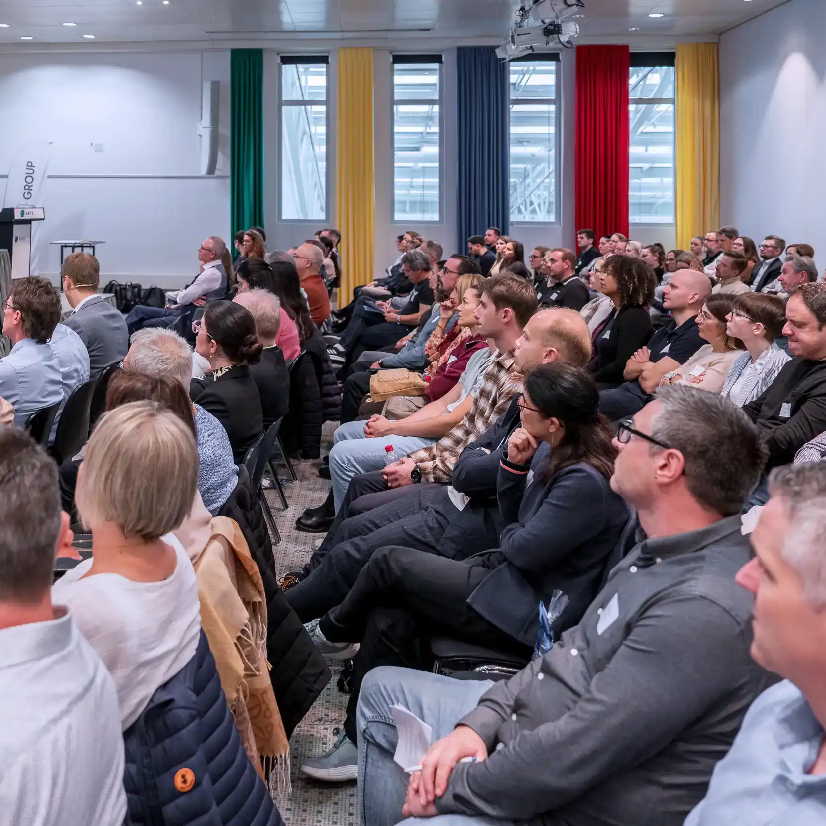 Publikum am Fachanlass Bonimpex und GLAUX GROUP