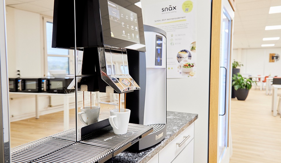 Standort bern Cafeteria und Kaffeemaschine